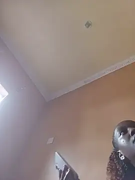 Queenpee254