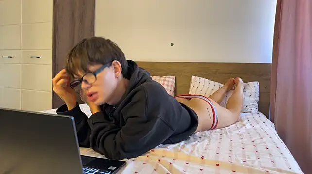 MathiasRay Live XXX Chat