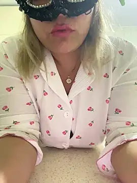 Brandi_Love32 - Amcık tokatla