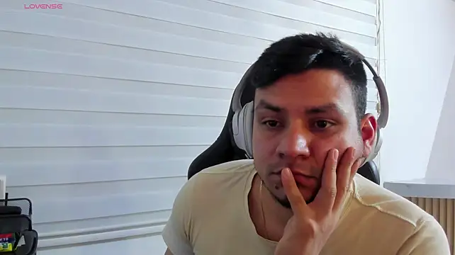 Rick_Adams Chat XXX live