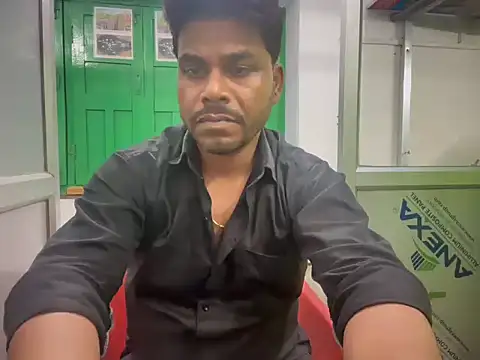 Raaz_5690 Chat XXX live