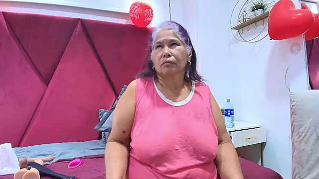 girl_amada লাইভ XXX চ্যাট