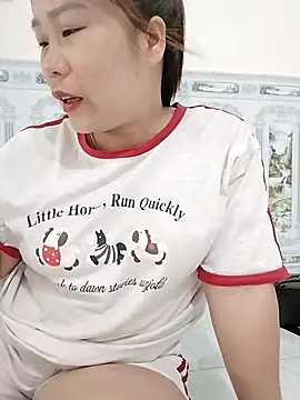 -Nani_'s Live XXX Chat