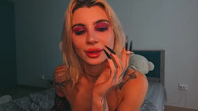 Ashley-Urban Obrolan Langsung XXX