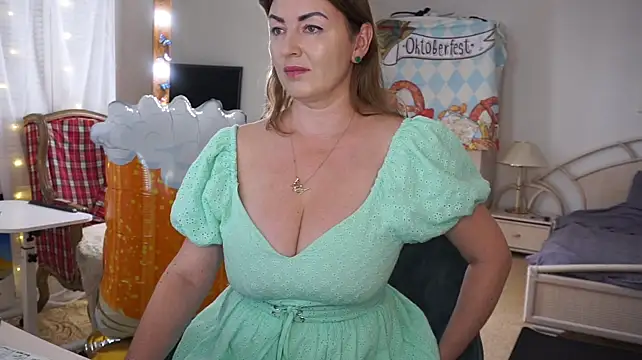 moonlight4u Adlı Modelin Canlı XXX Sohbeti