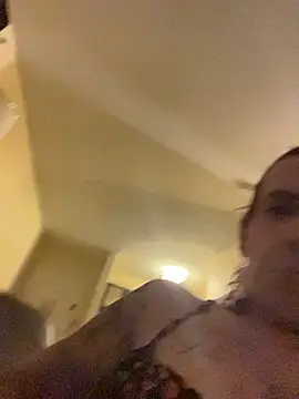 VanillaSnowcones live XXX chat