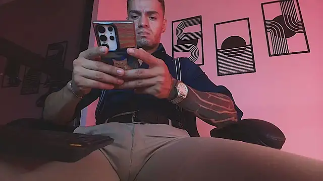 ALPHA_DOMINUS_ Live XXX Chat