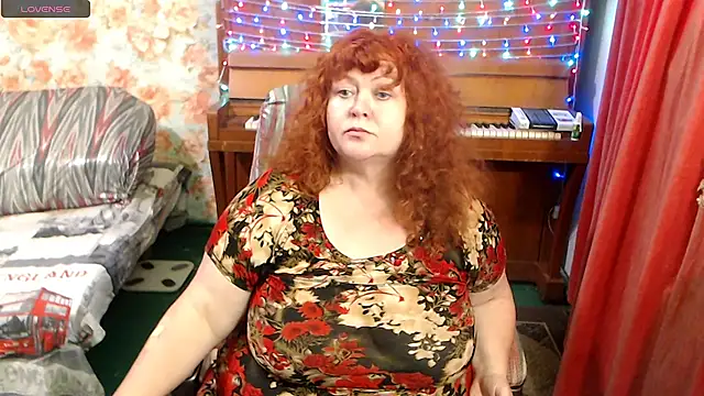 RoseRed69 live XXX chat