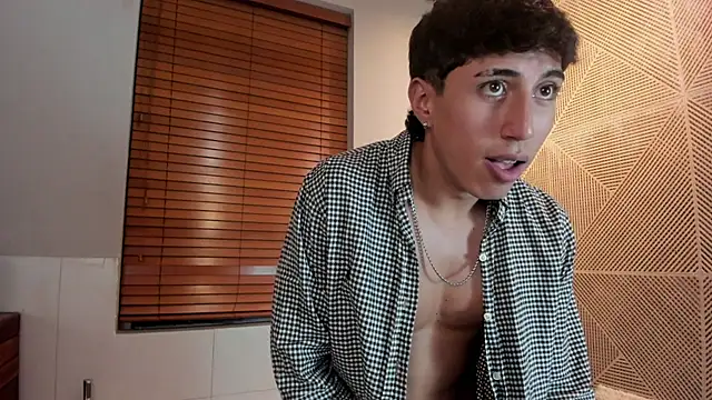 Gerard_evans_ live XXX chat