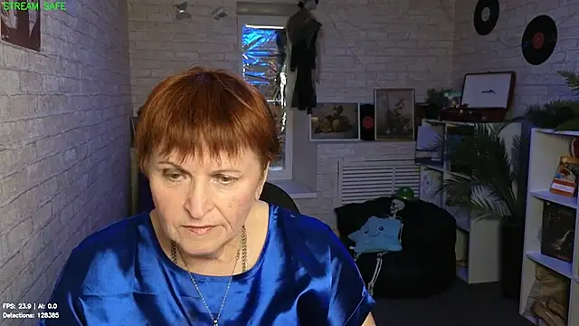 Chat +18 de Willa_Wisp ao vivo