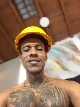 Chat XXX ao vivo de Salomon_koude