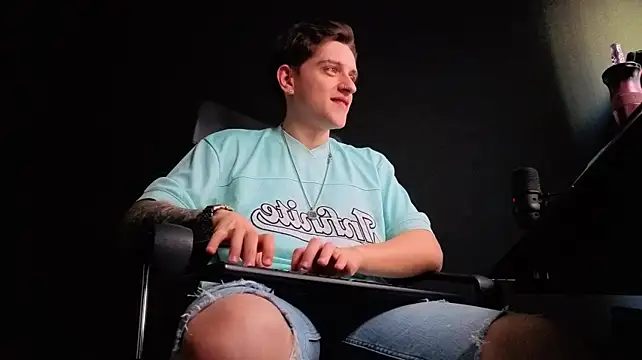 FelixStarkk Chat XXX live