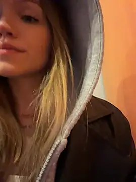 StreetSquirt - doggy on the floor+play with pussy