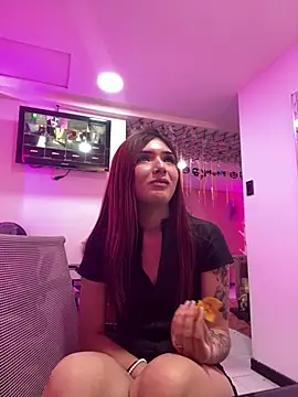 XXX chat uživo modela danielahall