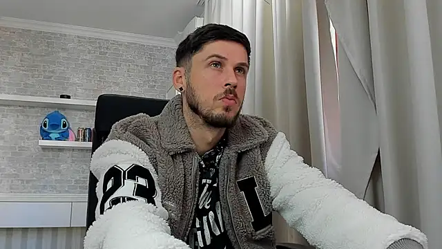 JonahShaw 라이브 XXX 채팅