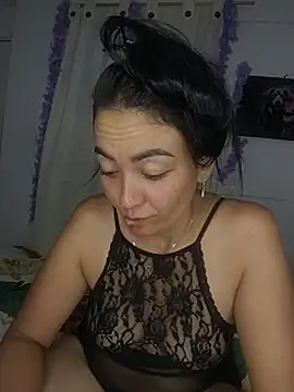 XXX chat uživo modela LuluDream