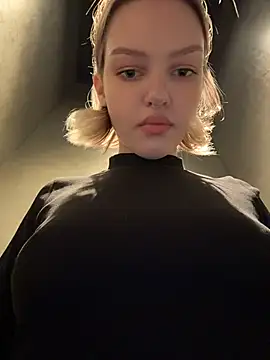 دردشة AshleyMur الجنسية المباشرة
