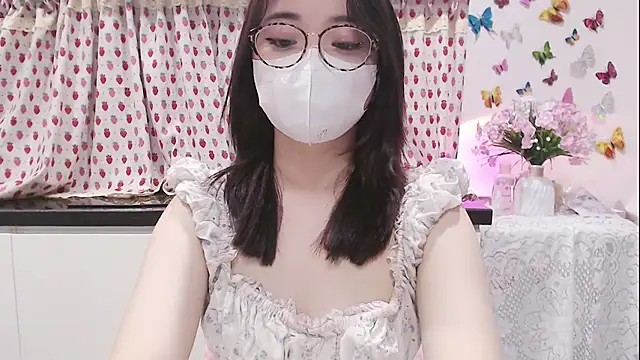 XXX chat uživo modela Rinasaki
