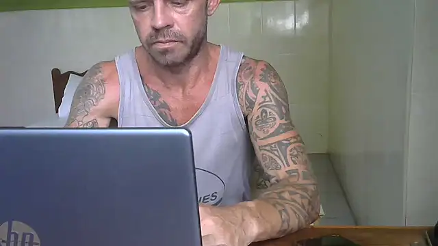 HotHunkHarry Chat XXX live