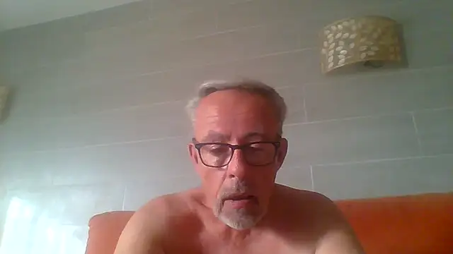 tuggy59 Live XXX-Chat