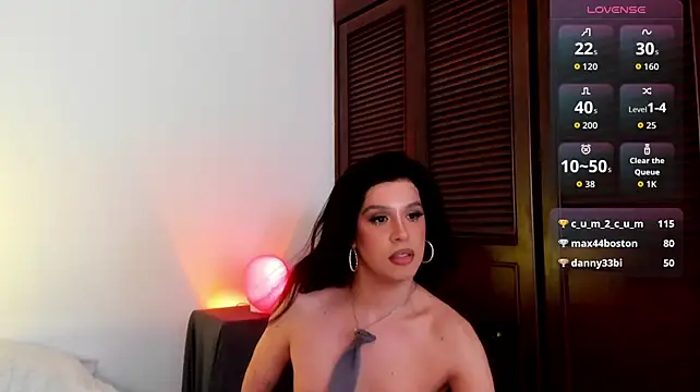 XXX chat uživo modela emma_dragon
