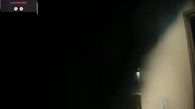 XXX chat uživo modela Britanymooree
