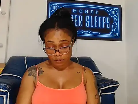 XXX chat uživo modela alexiaao9