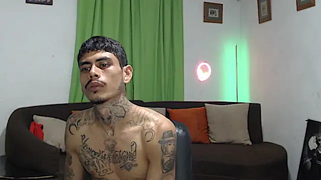 alpha_zom Live XXX-Chat