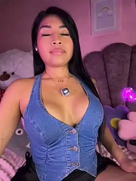 Pocahontascute_33's Live XXX Chat