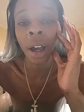 צ'אט XXX בשידור חי של Jasmine_FullsShine