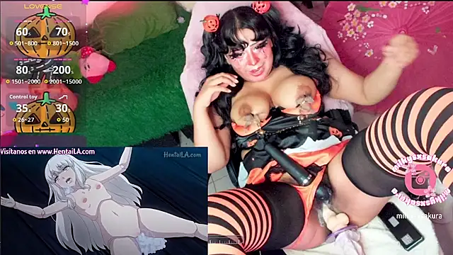 MilkyXSakura - Out boobs +Ctr 5 min 🎃