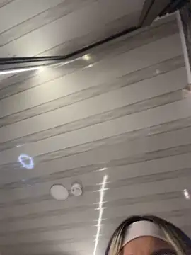 ManuelaVeeleez
