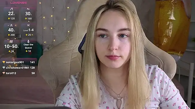 Shy_Polly Chat XXX in diretta