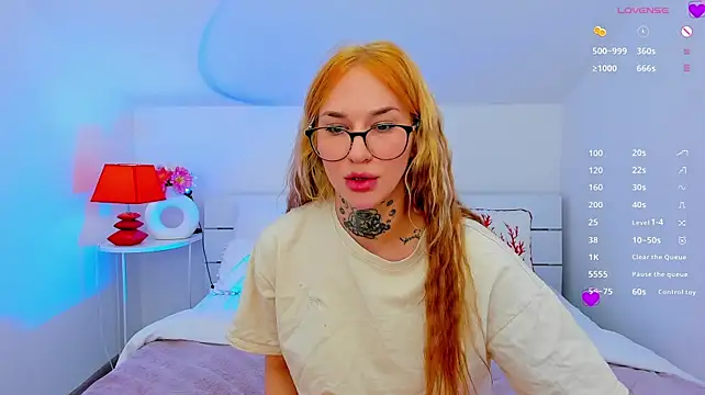 WowSarra - PANTIES OFF & SPANK RED ASS