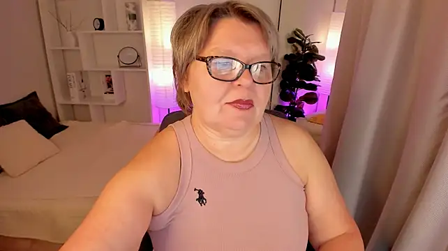 Chat +18 de Shannonshine ao vivo