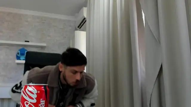 JonahShaw Chat XXX live