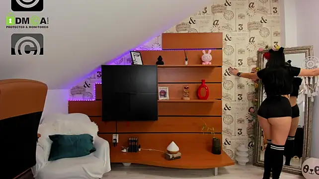 Czat XXX na żywo – EmillyTaylor