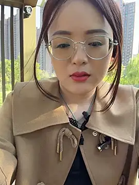 Xiaobei-snow - 漏奶子有20步