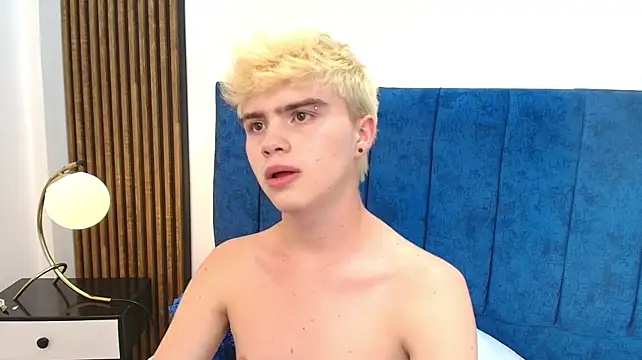 Czat XXX na żywo – Ian_Stone