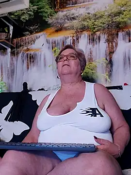 Živý XXX chat QueenPammy1