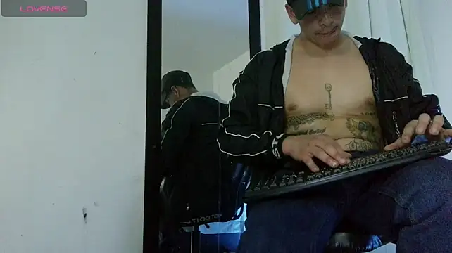 Thomasjons_'s Live XXX Chat