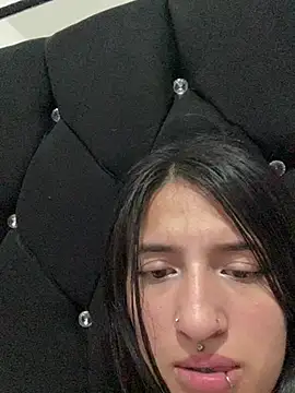 SUSI_ROJAS_19's Live XXX Chat