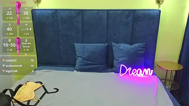 XXX chat uživo modela LinaMoonn_