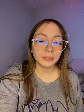 Caamii_ Chat XXX in diretta