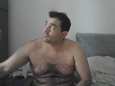 alphalatinobearx live XXX chat