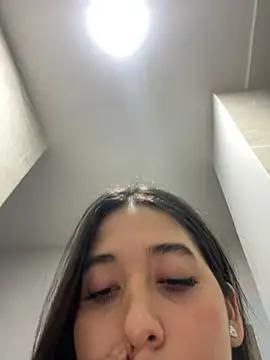 XXX chat uživo modela Nhefertary