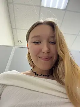 -NaughtyAngel-n Live XXX chat