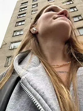StreetSquirt - take off panty+ask him smell it