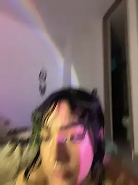 heybabymatcha's Live XXX Chat