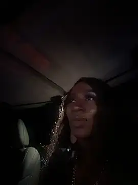 Motherbigbus live XXX chat
